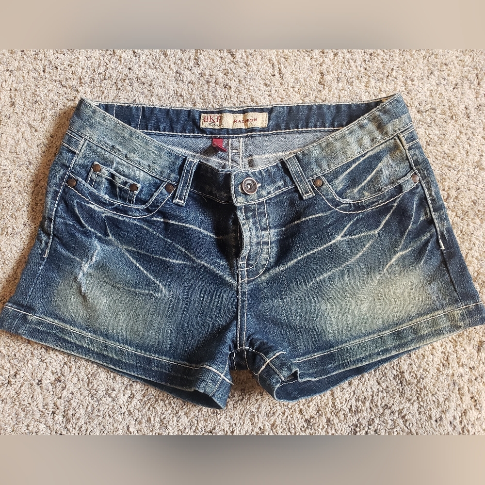 BKE Stretch Shorts Size 30